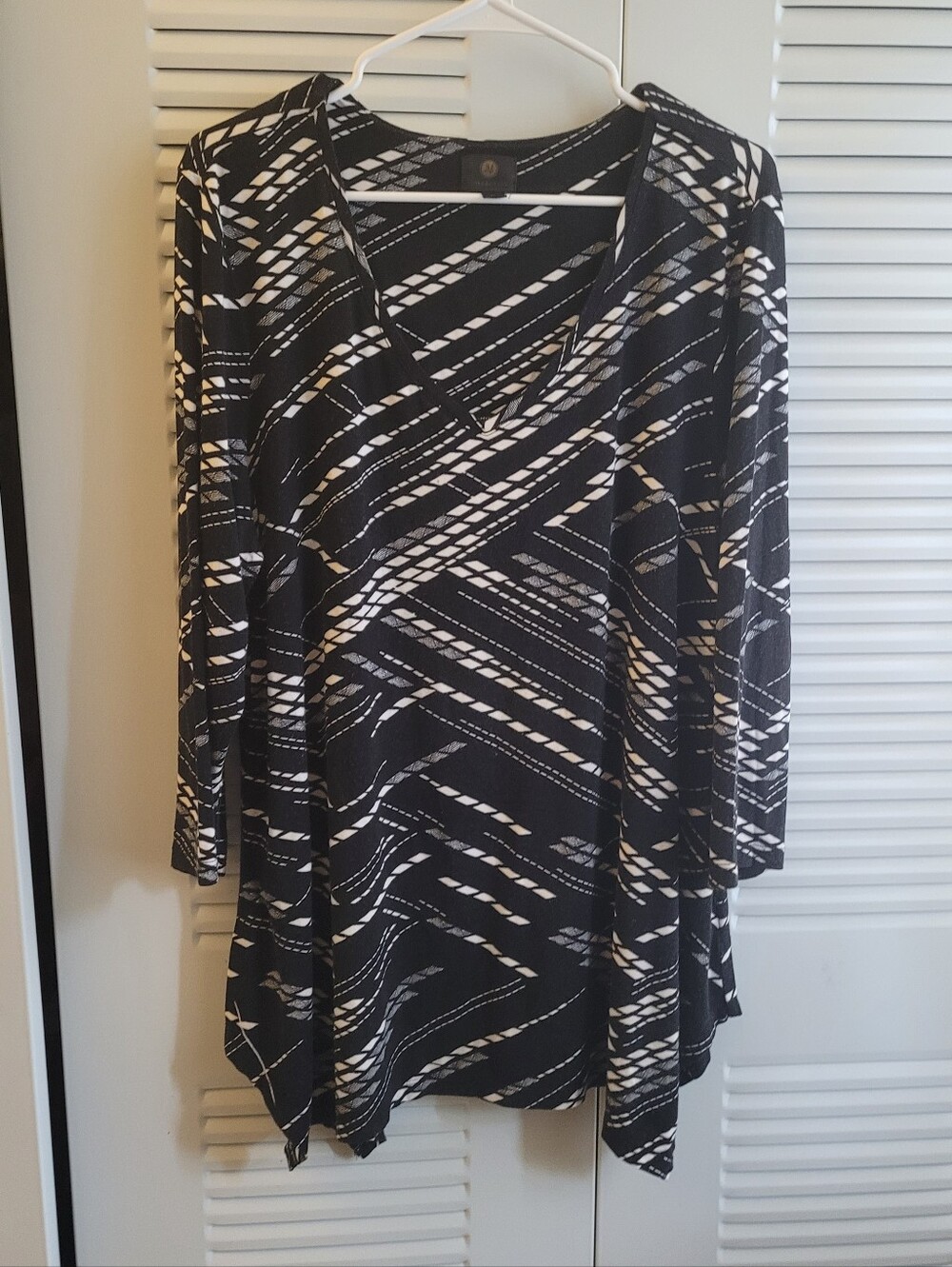 Black & White Abstract Pattern Tunic Top XL